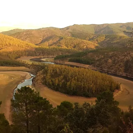 La Portilla De *
